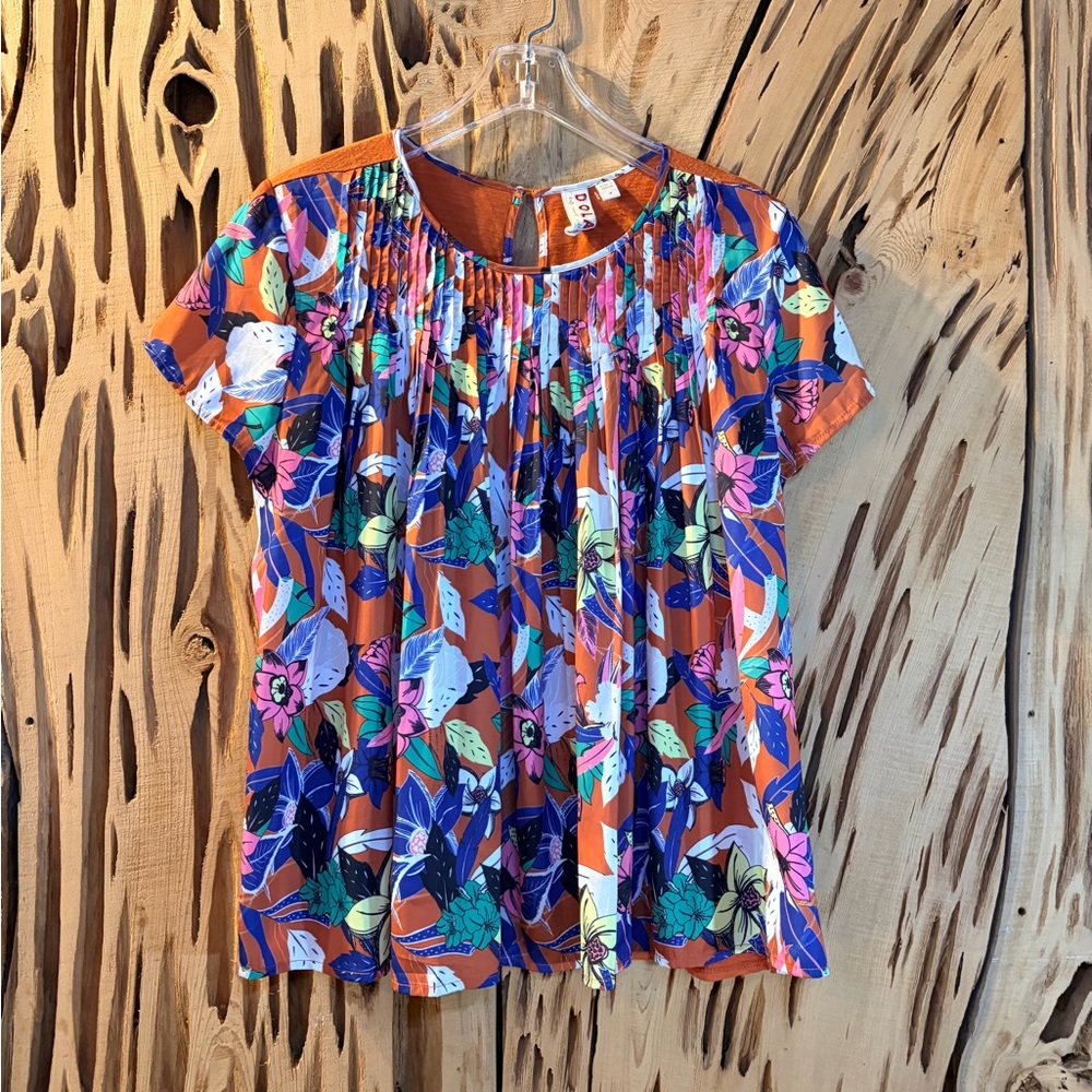 dolan Floral Pintuck Short Sleeve Blouse in Rust Multi